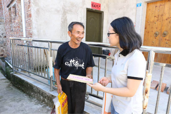 開學季，卓寶攜手保利為雙頭村學子送關愛