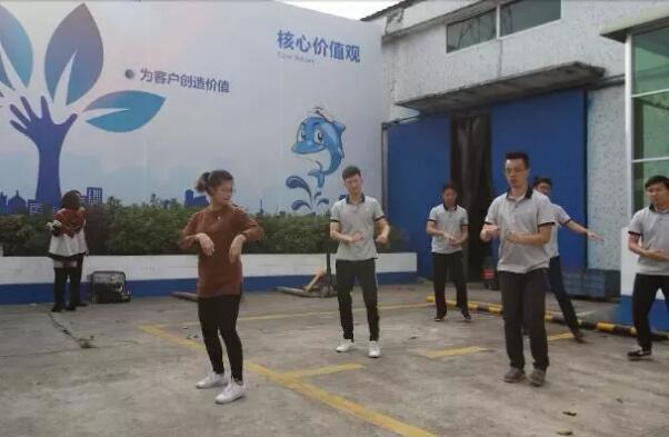 卓寶2017年度微電影勵志上映 為防水營銷員點贊