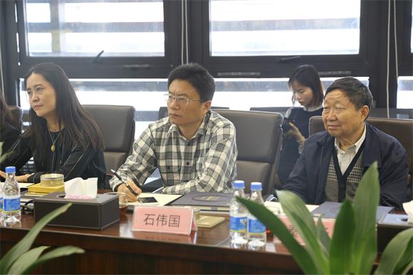 深圳防水協會專家團拜會在卓寶總部舉行