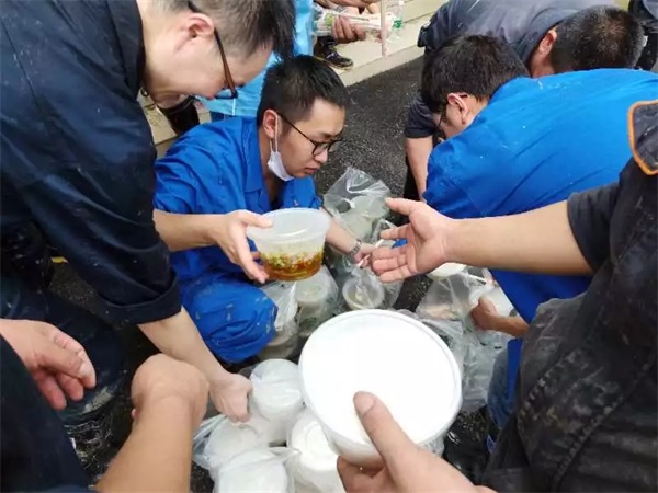 卓寶有愛 | 成都卓寶員工參與抗洪救災
