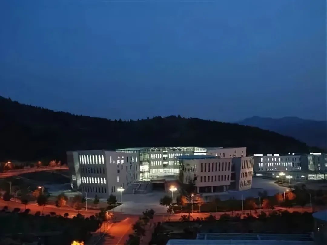 山東藝術學院.jpg