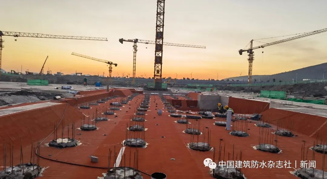 中國紅施工現場.jpg